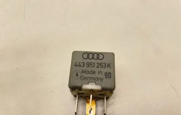 Audi A6 S6 C5 4B Other relay 443951253K