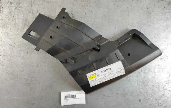 Volvo S60 Front bumper mounting bracket 31323428