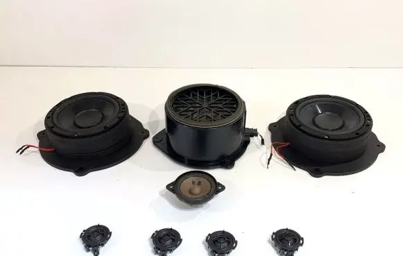 Audi Q7 4L Audio system kit