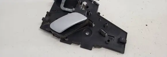 Rear door interior handle