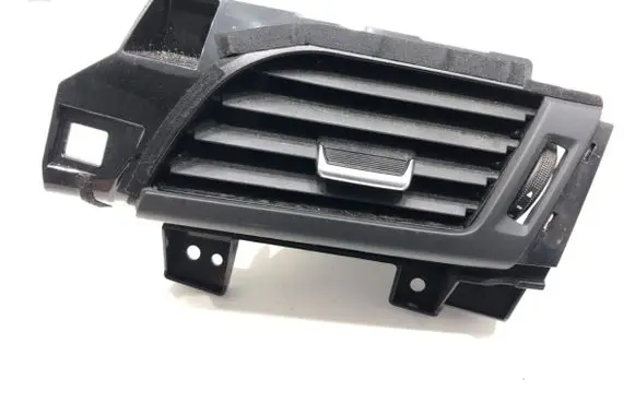 Nissan Qashqai J12 Dashboard side air vent grill/cover trim