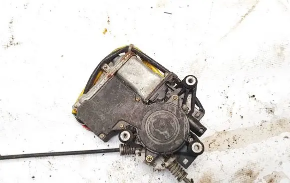 Mitsubishi Galant Front door window regulator motor mr210405