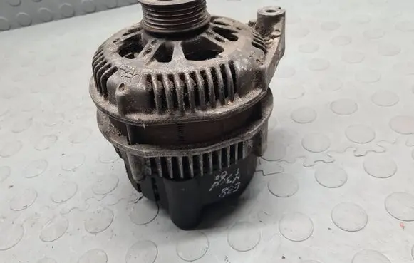 BMW 7 E38 Generator/alternator 115183881 1151