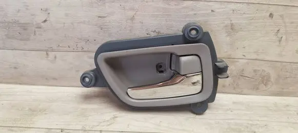 Mitsubishi Grandis Front door interior handle MN105360