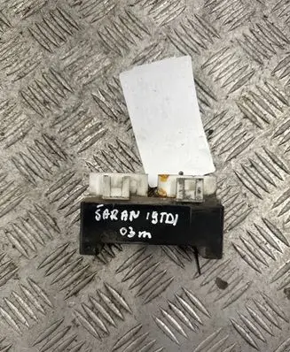 Volkswagen Transporter - Caravelle T4 Coolant fan relay 701919506