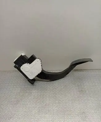 Fiat Ducato Accelerator throttle pedal 01384162080 B720