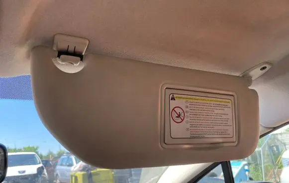 Citroen C4 I Sun visor