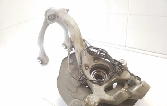 Mercedes-Benz EQC Front wheel hub spindle knuckle