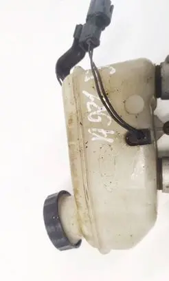 Brake fluid reservoir