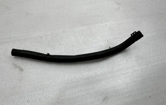 Audi RS3 Coolant pipe/hose 8V0121372