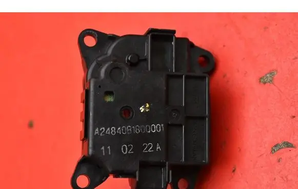 Nissan Micra Air flap motor/actuator A24840B1800001