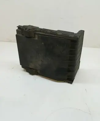 Volkswagen Golf V Fuse box cover 1K0937132F 014189871 017180061