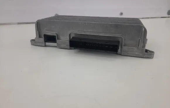 Audi A6 S6 C6 4F Sound amplifier 4F0910223M