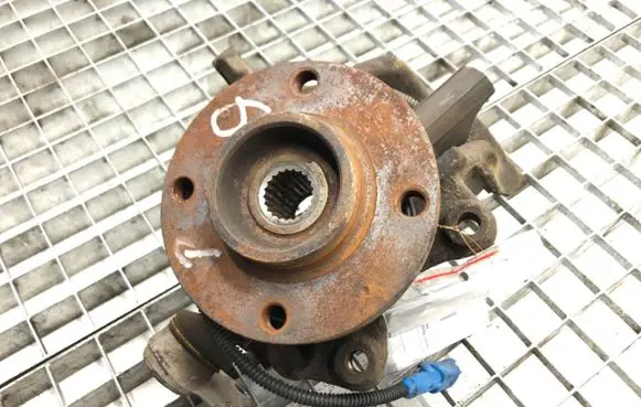 Peugeot 301 Front wheel hub spindle knuckle