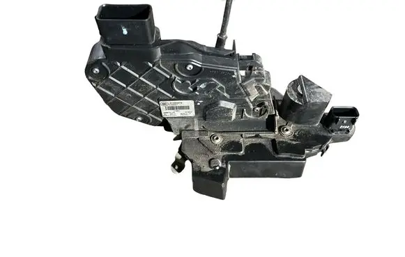 Volvo XC70 Rear door lock 31253679 986916102