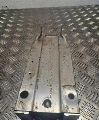 Mercedes-Benz E W212 Front bumper shock/impact absorber A2126200895 ZGS030Q03A
