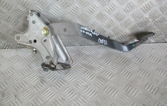 Toyota Corolla E120 E130 Clutch pedal 