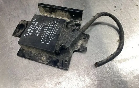Mercedes-Benz C W203 Other relay 6384460117 898969000
