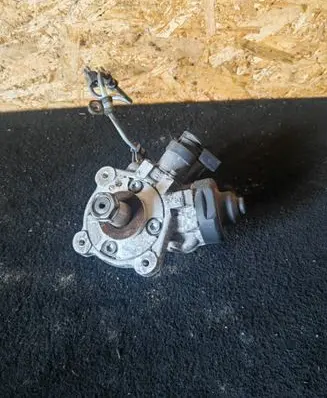 Audi A5 8T 8F Fuel injection high pressure pump 0445010507