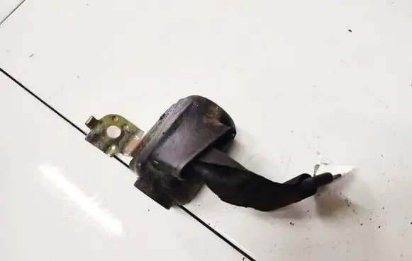 Audi 80 90 S2 B4 Middle seatbelt (rear) 0419115 219115