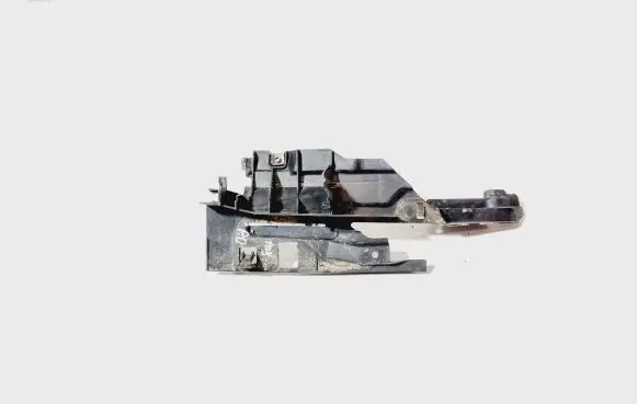 Ford Focus Other engine bay part BM51A02476AE BM51A02476
