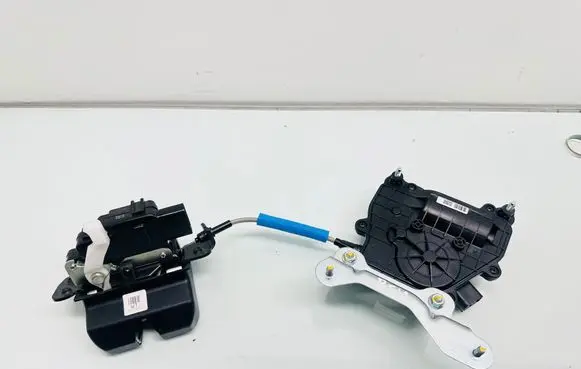 KIA Optima Tailgate/trunk/boot lock/catch/latch 2325613MUU