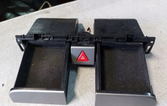 Volkswagen PASSAT B6 Glove box set 3C0858407