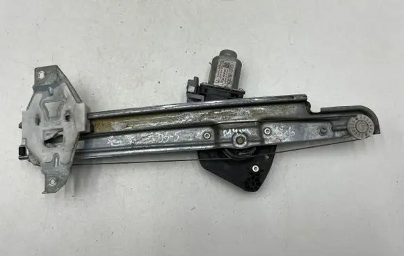 Citroen DS5 Rear door window regulator with motor 402289G GHV24SW140015