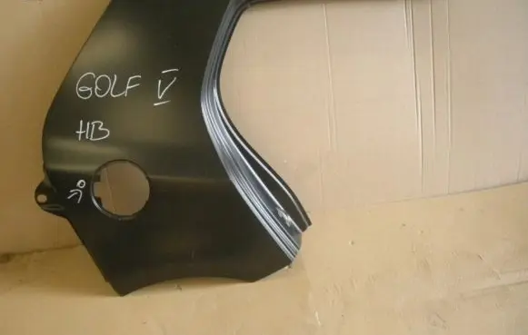 Volkswagen Golf V Rear quarter panel 