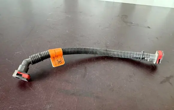 Dodge Durango III Brake vacuum hose/pipe 05147252AA