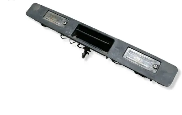 Volvo XC70 Trunk door license plate light bar 9203101