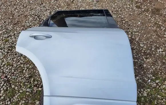 Rear door