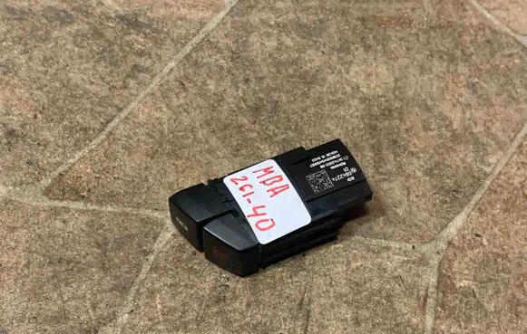 Hazard light switch