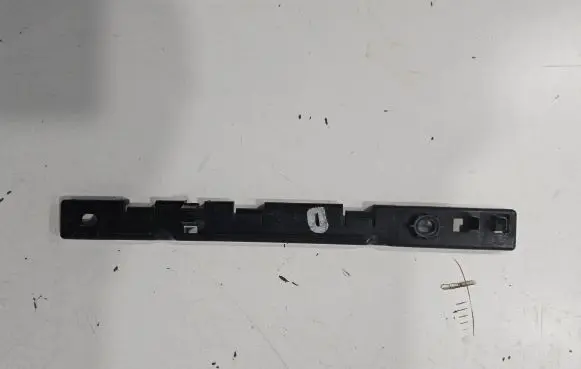 Maserati Ghibli Fender mounting bracket 67000611
