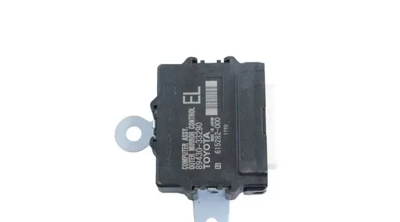 Lexus ES 250 - 300 - 330 Wing mirror control module 615282000 8943033290