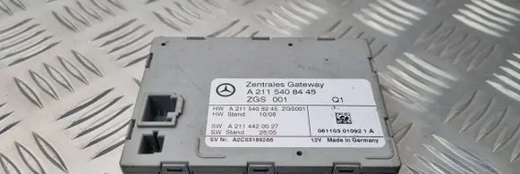 Mercedes-Benz CLS C219 Gateway control module A2115408445 A2115408245 A2114420027