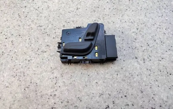 Mercedes-Benz GLC C253 Seat control switch A205905270232 A2059052702