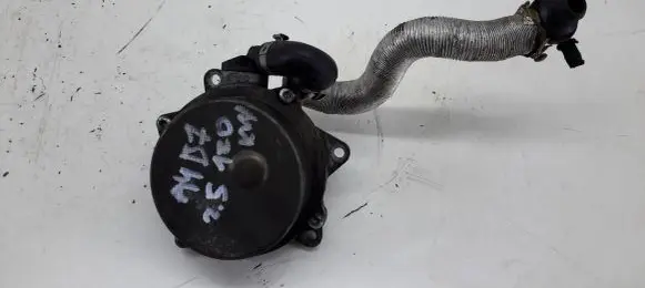 Vacuum pump