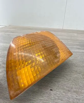 Volkswagen PASSAT B5 Front indicator light 3B0953049