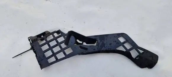 Mercedes-Benz CLA C117 X117 W117 Front bumper mounting bracket A1178856300