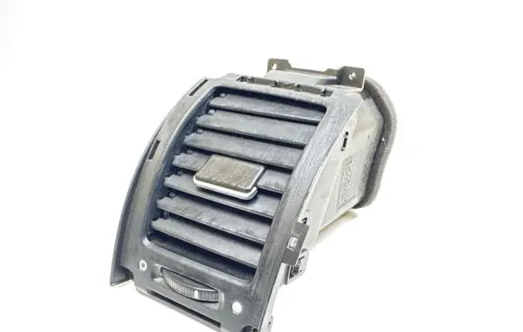 Honda CR-V Dash center air vent grill A0901920 9763MK020 289460461