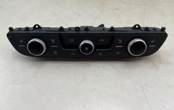 Audi Q7 4M Screen/display/small screen 4M0820043R 5HB013092