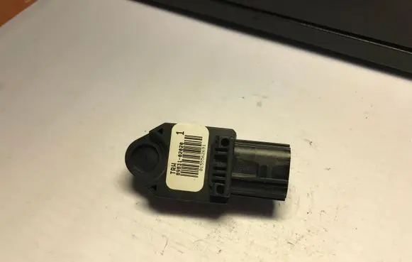 Toyota Corolla E120 E130 Airbag deployment crash/impact sensor 8983102020