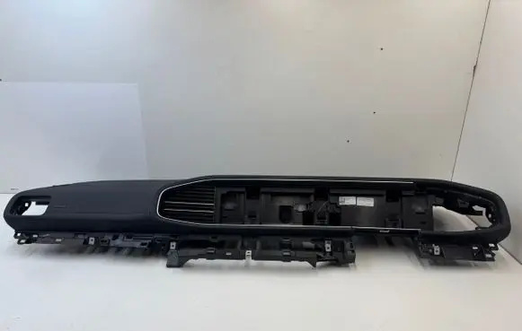 Mercedes-Benz GLE W167 Dashboard A1676800101