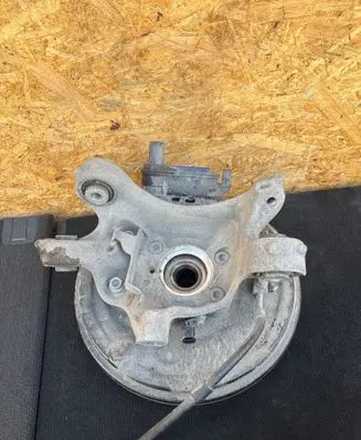 Audi Q4 e-tron Rear wheel hub spindle/knuckle 1EA435R 1EA609075