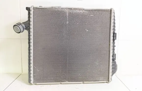 Coolant radiator