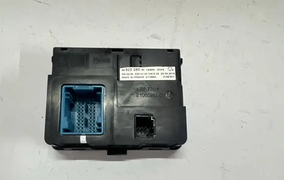 Citroen Berlingo Other control units/modules 9832228080