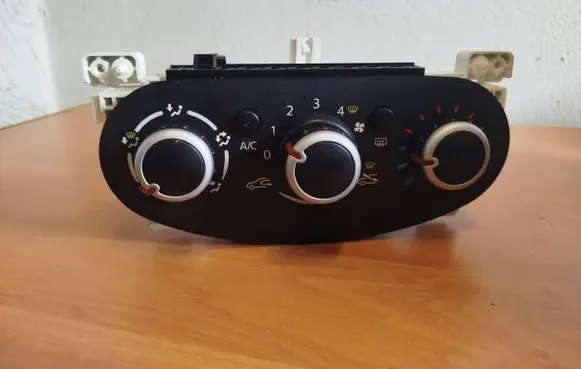 Renault Twingo III Climate control unit 00862902 CW118002 CK118002