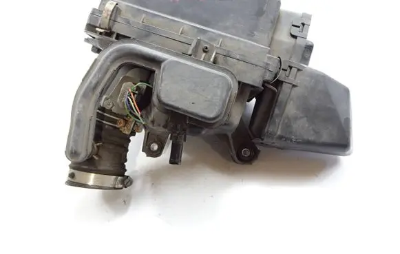 Nissan Micra Air filter box 1HC4A