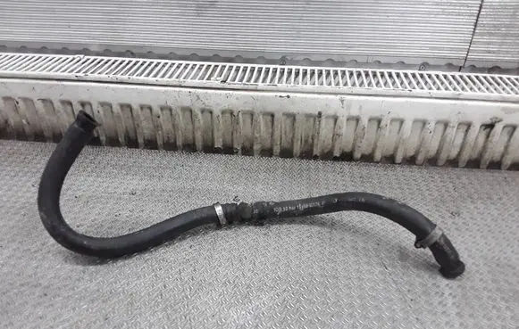 Audi A8 S8 D2 4D Engine coolant pipe/hose